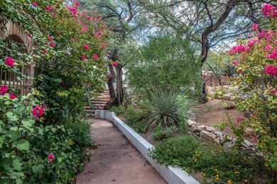 2484 N.Shadetree-5