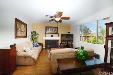 FAMILY ROOM..CEILING FAN WITH LIGHT..GREAT VIEWS