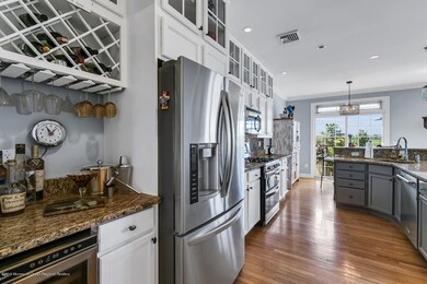 610 Park Ave Port Monmouth NJ-large-013-