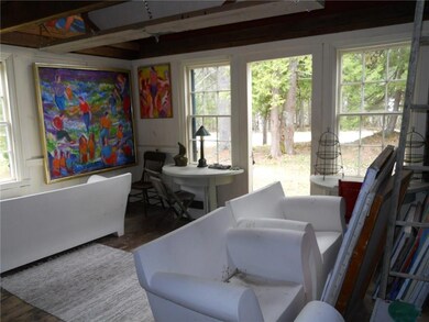 Front gallery