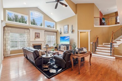 12-web-or-mls-Dorchester Ct-01042025-012