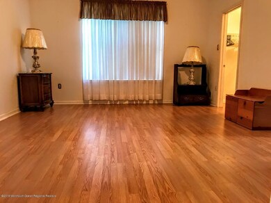 1 DEVONSHIRE MASTER BEDROOM