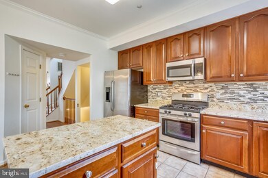 19 Mountain Lake Ct unit 1405, Germantown, MD 20874 - photo 4