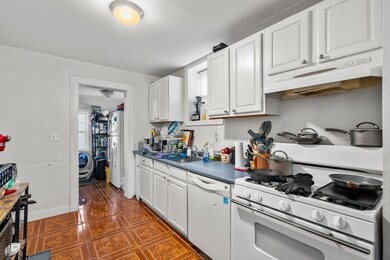 3 Huron St, Swampscott, MA 01907 - photo 5