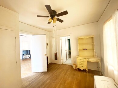 3015 Morehead Ave, El Paso, TX 79930 - photo 5