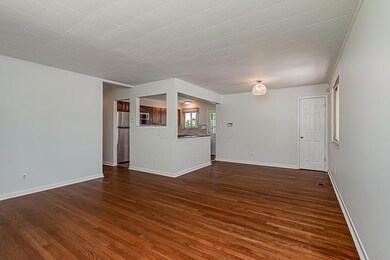 1058 Bellflower Ave, Columbus, OH 43204 - photo 6