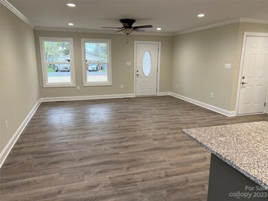 119 E Debbie Ln, Statesville, NC 28625 - photo 5