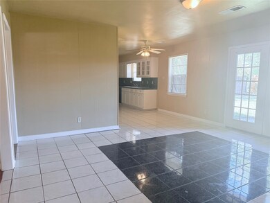 3818 Knotty Oaks Trail, Houston, TX 77045 - photo 3