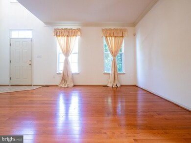 11152 Yellow Leaf Way, Germantown, MD 20876 - photo 2