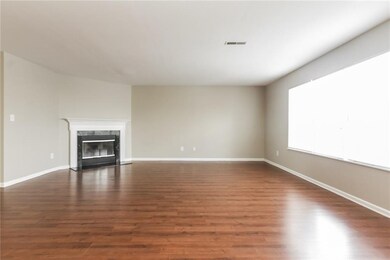 565 Hummingbird Ln, Whiteland, IN 46184 - photo 2