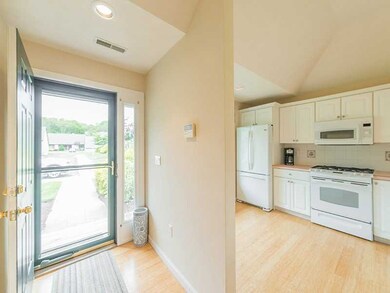 10 Vanderbilt Dr unit 127, Narragansett, RI 02882 - photo 3