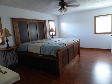 4 Master Bedroom