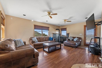 21470 Graves Rd, Reno, NV 89521 - photo 4