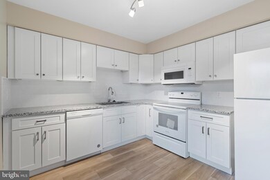 314 Valley Stream Ln unit 314V, Chesterbrook, PA 19087 - photo 3