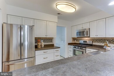 3727B Madison Ln, Falls Church, VA 22041 - photo 4