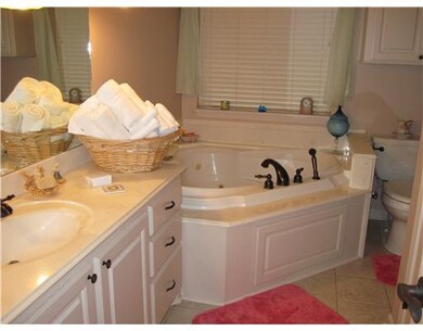 Master Bath/Spa.