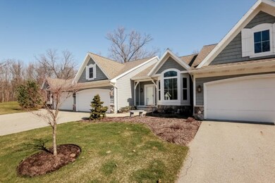 003-Front_View-2564438-small