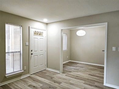 3500 Tangle Brush Dr unit 60, the Woodlands, TX 77381 - photo 6