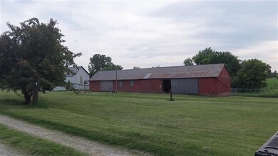 1402 E 300 S, La Porte, IN 46350 - photo 3