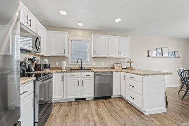 5446 Bear Creek Pass, Auburn, IN 46706 - photo 5