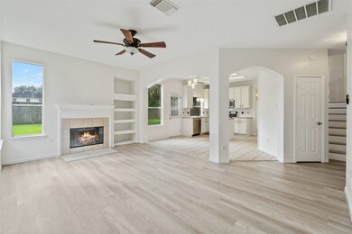 8910 Green Castle Way, Houston, TX 77095 - photo 4