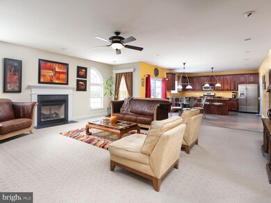 1806 Stallion Ct, Williamstown, NJ 08094 - photo 4