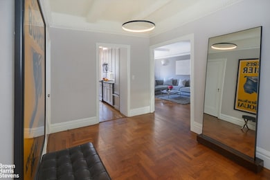 155 E 93rd St unit 6A, New York, NY 10128 - photo 4