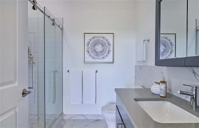 250 Avenue E unit 402, Bayonne, NJ 07002 - photo 6