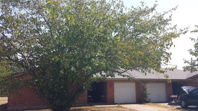 2030 Granbury St, Cleburne, TX 76033 - photo 5