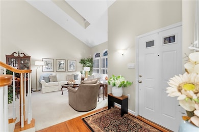 755 Marigold Ct, Bridgeville, PA 15017 - photo 5