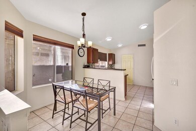 Kitchen eating area