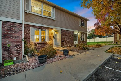 1523 S Ouray Cir unit B, Aurora, CO 80017 - photo 4