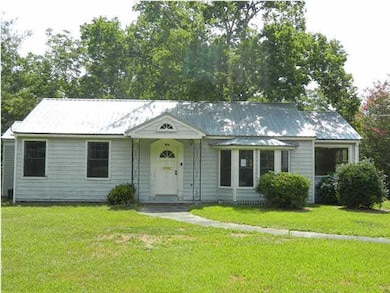 152 Jackson St, Hazlehurst, MS 39083 - photo 4