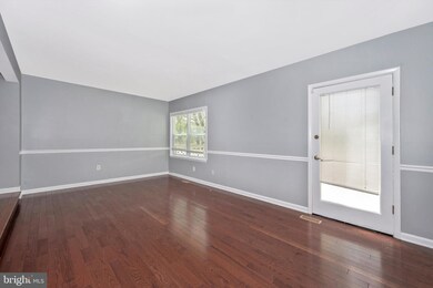 18807 Summer Oak Ct, Germantown, MD 20874 - photo 4