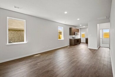 1704 Luke St, Ennis, TX 75119 - photo 6