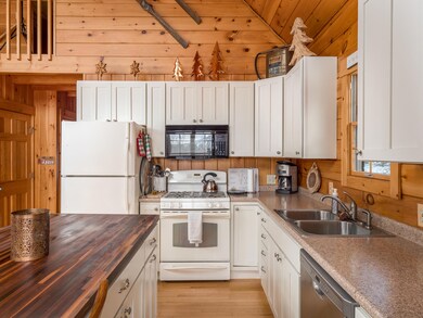 165 Gore Rd-10