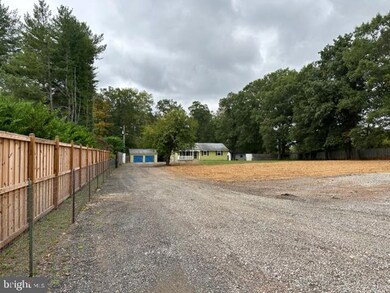 12205 Hooe Rd, Bristow, VA 20136 - photo 3