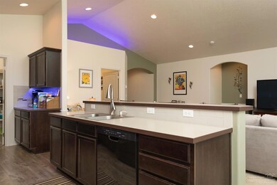 3254 SW Obsidian Ct, Redmond, OR 97756 - photo 7