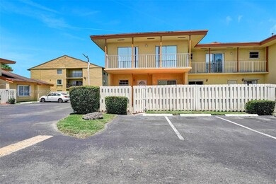 8320 SW 154th Ave unit 33, Miami, FL 33193 - photo 2