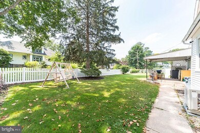 204 Carolina Ave, Phoenixville, PA 19460 - photo 4