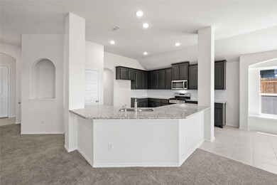 917 Beverly Dr, Cleburne, TX 76033 - photo 3