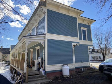 186 Mount Pleasant St, Saint Johnsbury, VT 05819 - photo 4