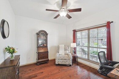 Sitting room/office