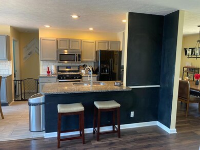 872 E Sportsman Ln, La Porte, IN 46350 - photo 7