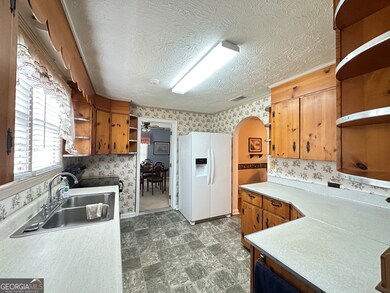 17 2nd St, McRae-helena, GA 31037 - photo 6