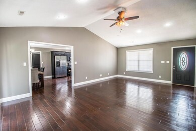 240 Murfield Dr, Poplar Bluff, MO 63901 - photo 4