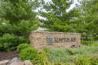 1099 Kempton Run Dr, Columbus, OH 43235 - photo 5