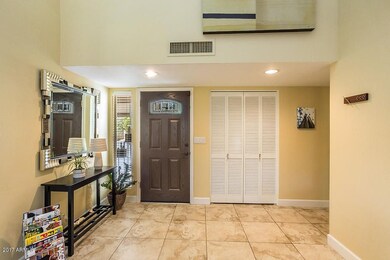 7207 N 15th Pl-3