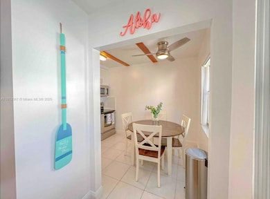 326 Wilson St unit 205, Hollywood, FL 33019 - photo 5