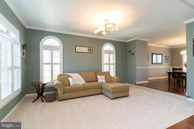 7807 Valleyfield Dr, Springfield, VA 22153 - photo 6